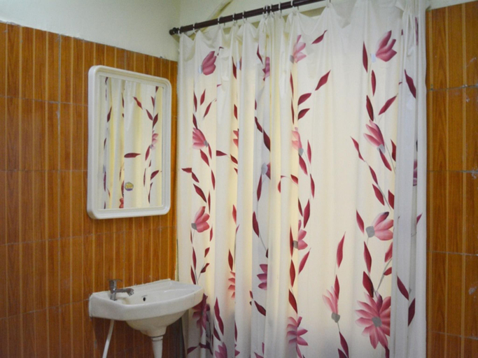 Bathroom 5, Hotel Dhingra Residency, Jabalpur