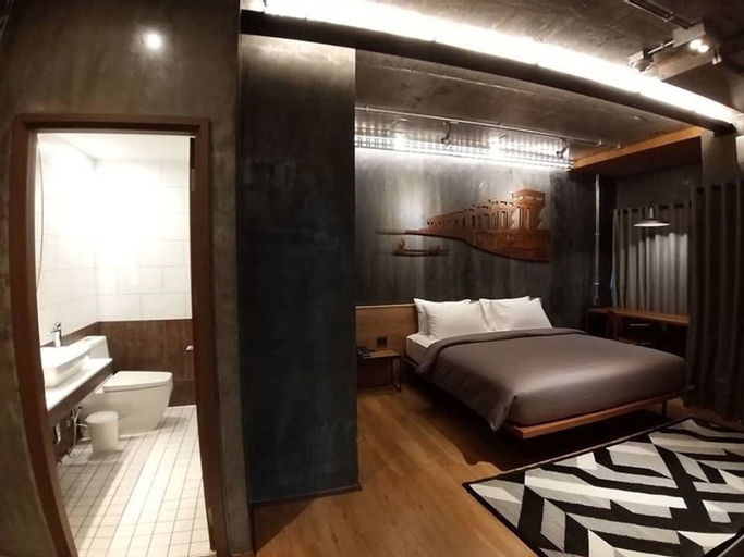 Bedroom 26
