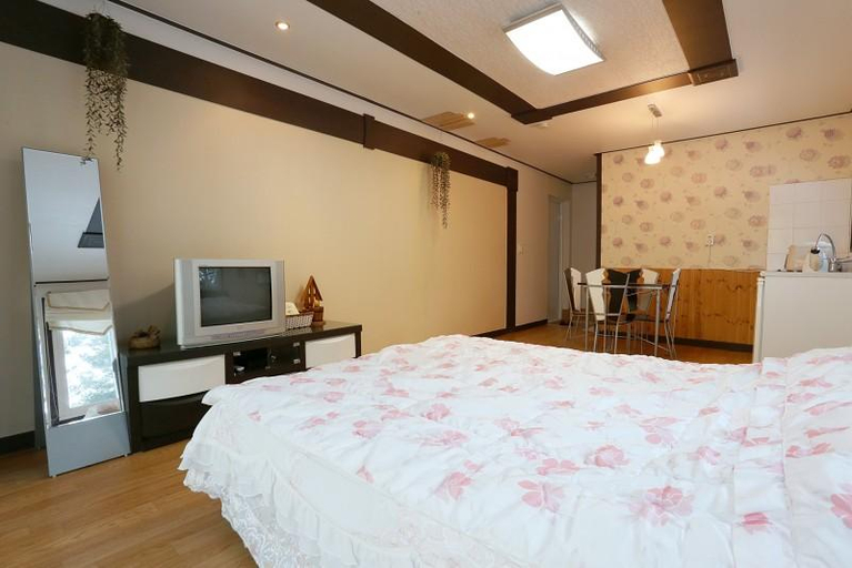 Bedroom 5, Yangyang Blue Sky Galaxy Pension, Yangyang
