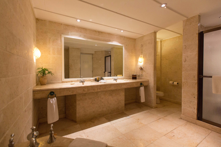 Bathroom 5, Plantation Bay a Real Resort with a Real Spa, Lapu-Lapu City