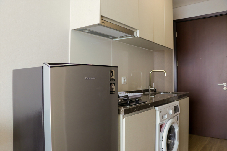 Others 4, Comfort and Warm Studio Room at Puri Mansion Apartment By Travelio, Jakarta Barat
