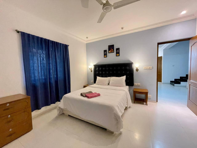 Bedroom 2, Riviera Hermitage 3bhk Villa-free( breakfast), North Goa