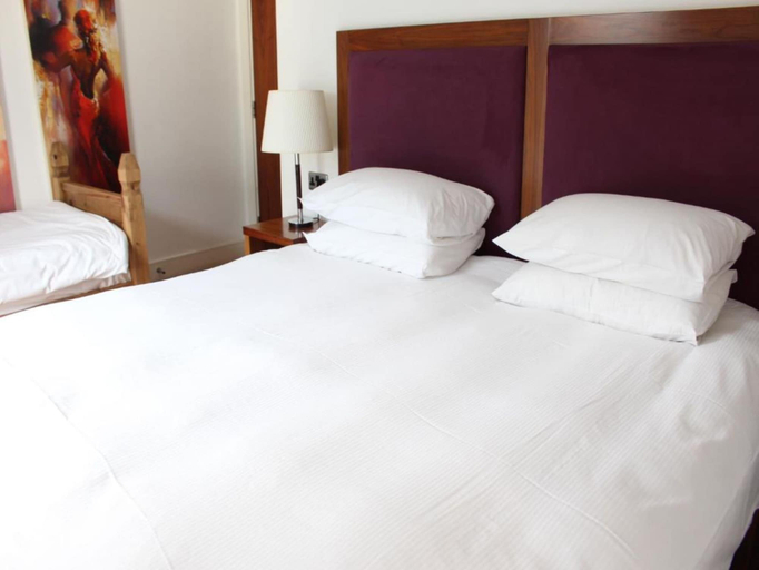 Bedroom 2, The Lombard Pub & Townhouse, Dublin