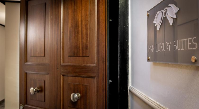 Exterior & Views 2, Hnn Luxury Suites, Genova