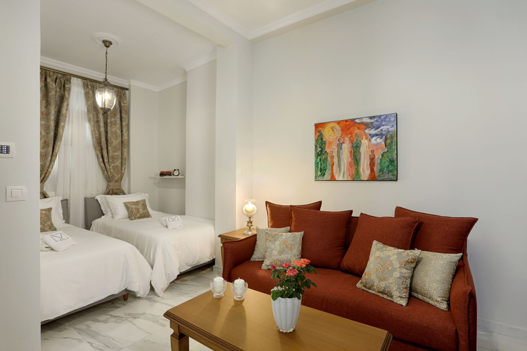 Bedroom 3, V1935 Luxurious Apartments, Attica