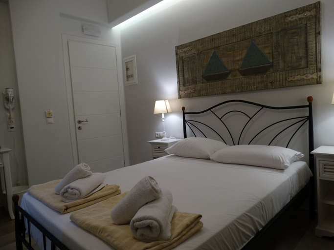 Bedroom 3, Naxos Lane Center Studios, South Aegean