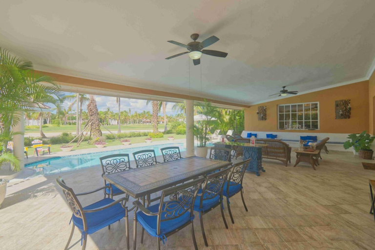 Room 3, Large Golf View Villa With Pool Jacuzzi and Staff, Salvaleon de Higuey