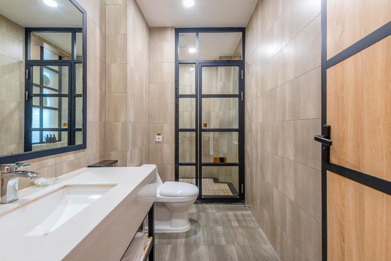 Bathroom 4, Rezen Select Hotel Leizhou Maode Gonggu City, Zhanjiang