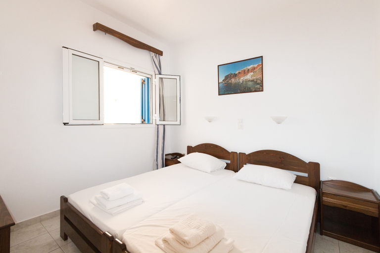 Bedroom 2, Joanna's Apartments, South Aegean