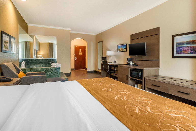 Bedroom 17