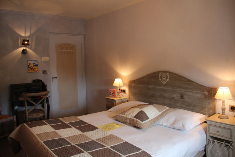 Bedroom 3, The Originals Boutique, Hôtel du Parc, Vaucluse
