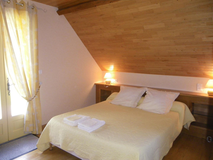 Bedroom 2, L'Espiatet, Pyrénées-Atlantiques