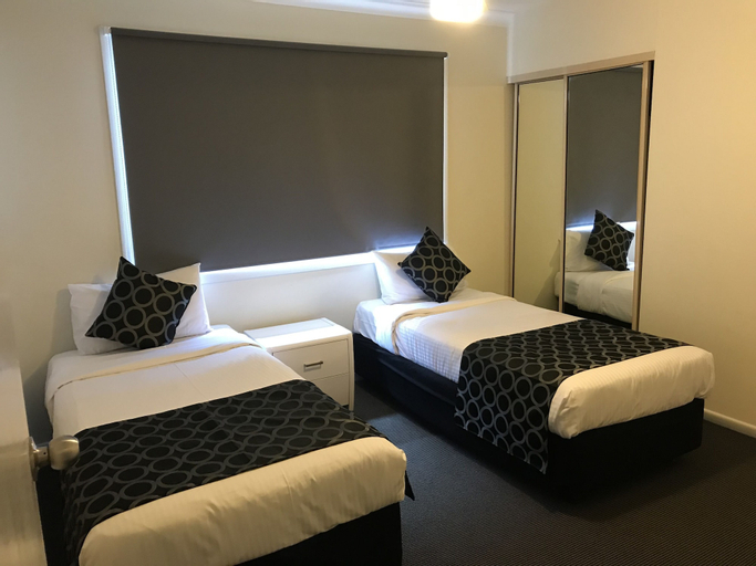 Bedroom 25