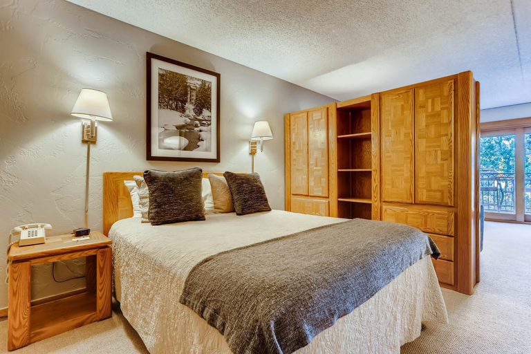 Room 2, Lift House Lodge, Premium Studio, Eagle