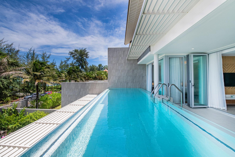 Sport & Beauty 2, Beachfront Residence - Stunning Sea View, Phuket Island