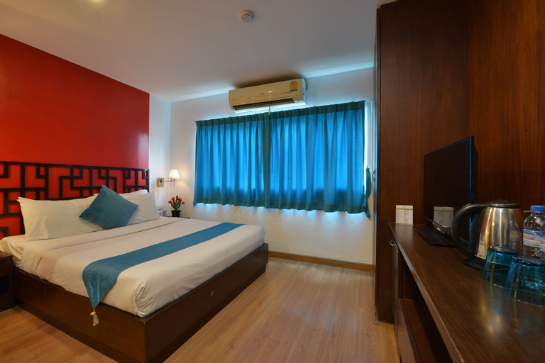 Bedroom 6