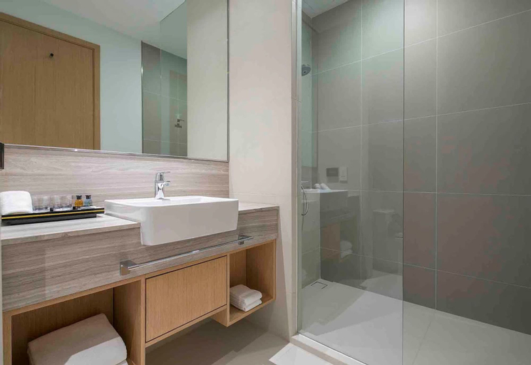 Bathroom 4