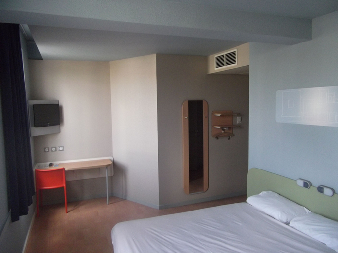 Bedroom 3, ibis budget Besancon Centre Gare, Doubs