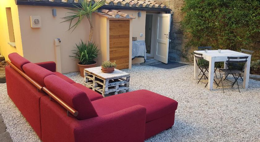 Others 5, A Priori Guest House, Viterbo