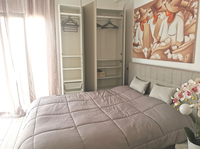 Bedroom 3, Apartment - Sleeps 2 - Parking - 5min To La Frasca, Rome