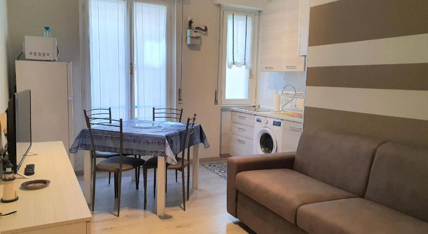 Casa La Marmora, Genova