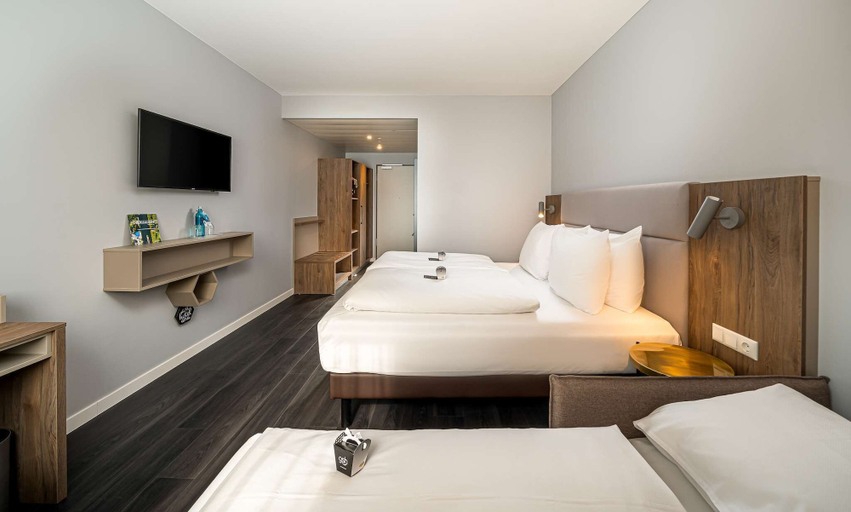 Bedroom 4, elaya hotel oberhausen, Trademark by Wyndham, Oberhausen