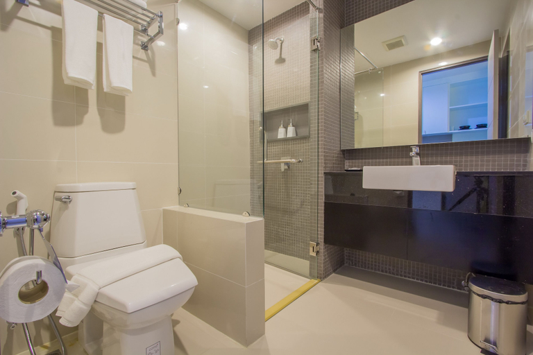 Bathroom 4, Baba House Phuket Hotel, Phuket Island