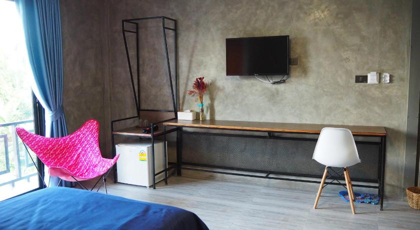Bedroom 2, Phooree Boutique Hotel โรงแรมภูรีบูธีค, Ron Phi Pun