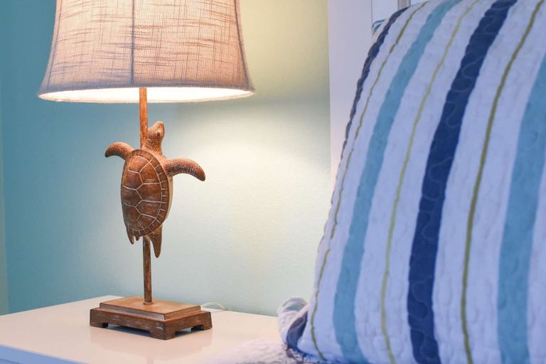 Bedroom 4, Seascape 2, Saint Johns
