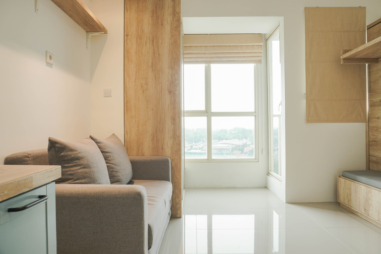 Others 2, Nice and Cozy Studio at Silk Town Apartment By Travelio, Tangerang