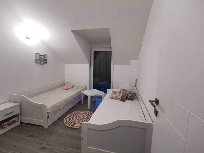 Bedroom 2, Luxurious 2-bed Appartment in Mandre With Pool, Pag