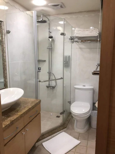 Bathroom 5, West 59 Inn, Taipei City