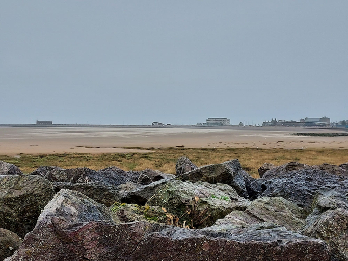 Others 4, Morecambe Apartment - Sleeps 3 - 5 Mins to Sea, Lancashire