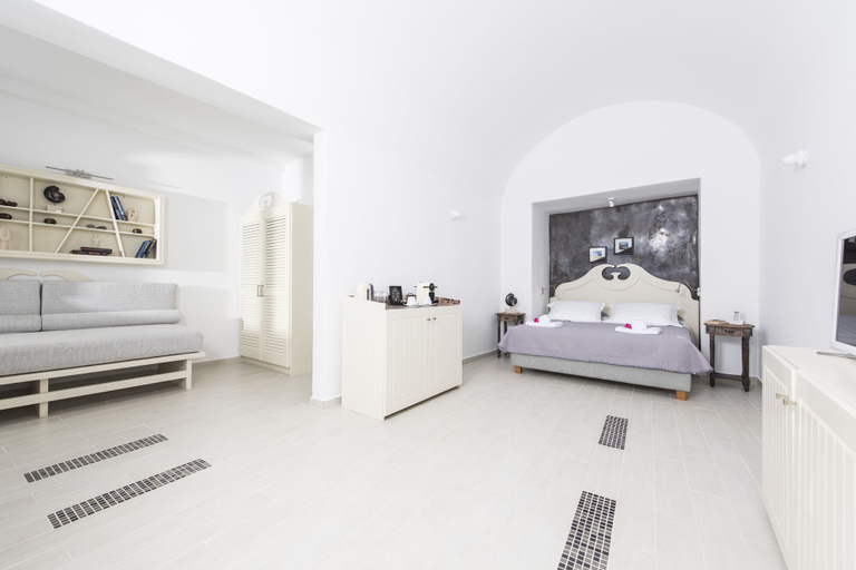 Bedroom 5, Ambition Suites, South Aegean