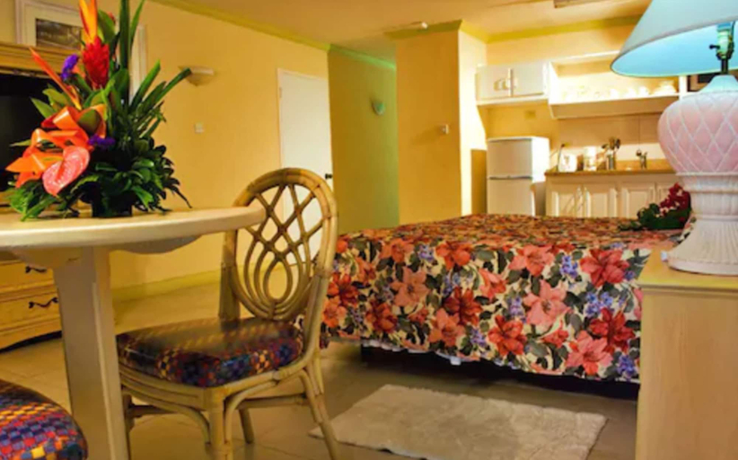 Bedroom 2, Golden Sands Hotel