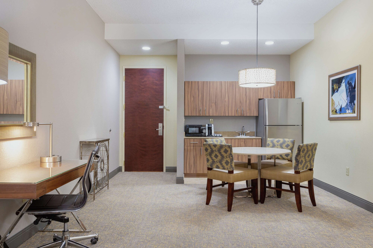 Others 5, Hampton Inn & Suites Wellington, Palm Beach