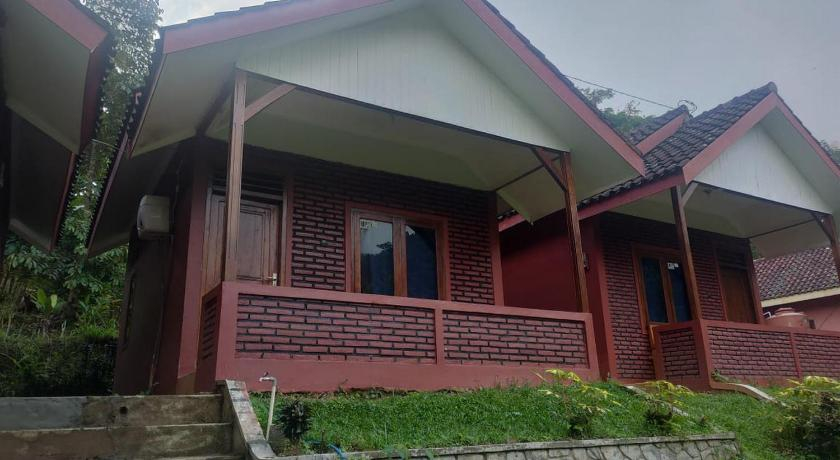 Exterior & Views, Villa Kampoeng City Wonosalam RedPartner, Jombang
