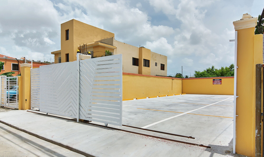 Exterior & Views 2, Modern Studio Near Airport Fast Wifi Generator, Santo Domingo Este