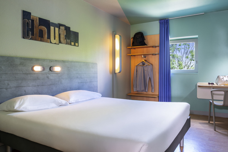 Bedroom 3, ibis budget Besancon Centre Gare, Doubs