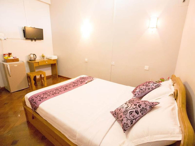 Bedroom 4, East Mandalay Hotel, Mandalay