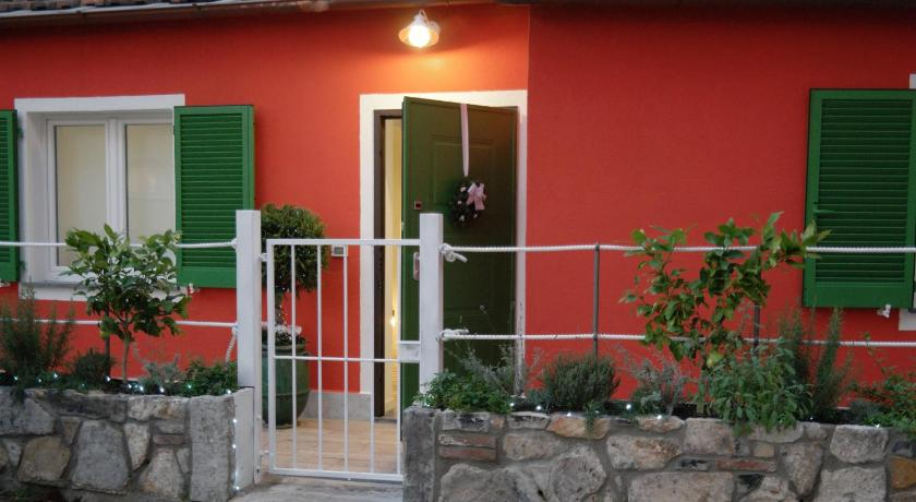 About Italy Holiday Rooms and Apartments, La Spezia