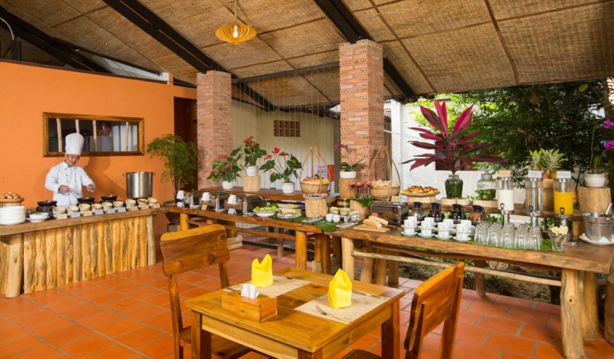 Restaurant 2, Valley Village Phu Quoc Resort, Phú Quốc