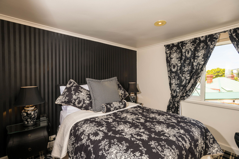 Bedroom 23