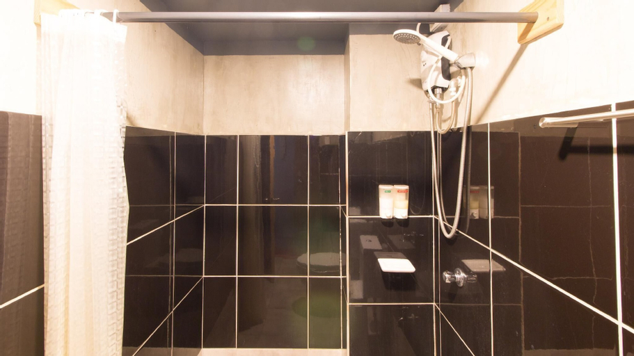 Bathroom 5