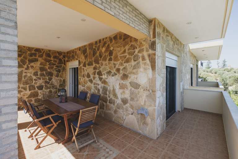 Others 5, Family Summer Home near Beach, Crete
