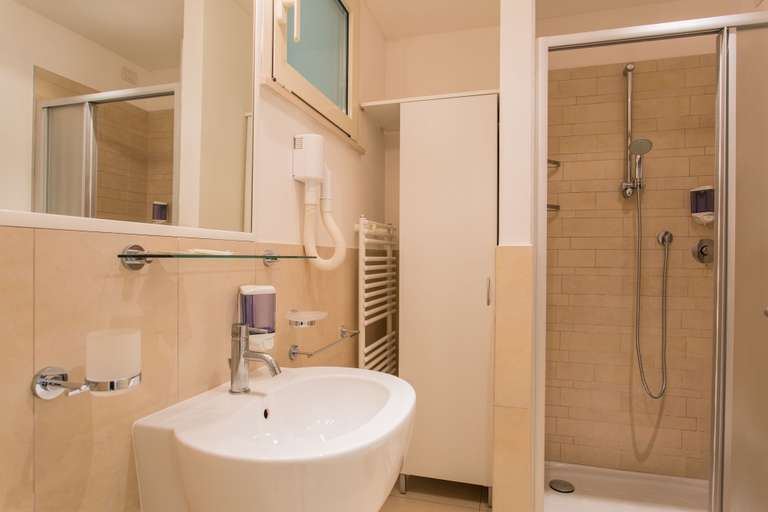 Bathroom 5, Wally Residence, Rimini