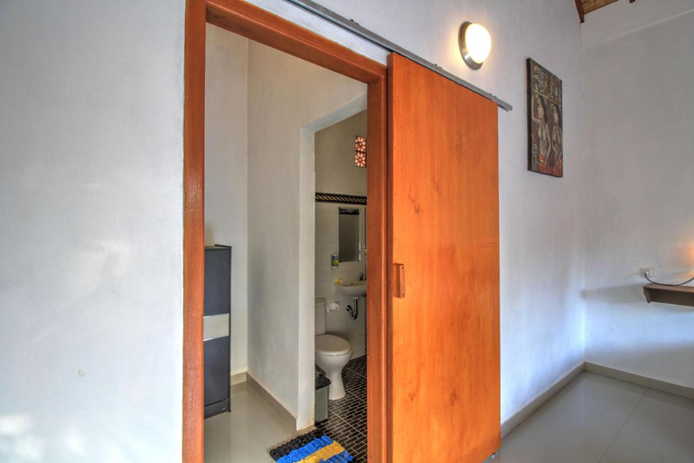 Bathroom 3, Saren Villa, Klungkung