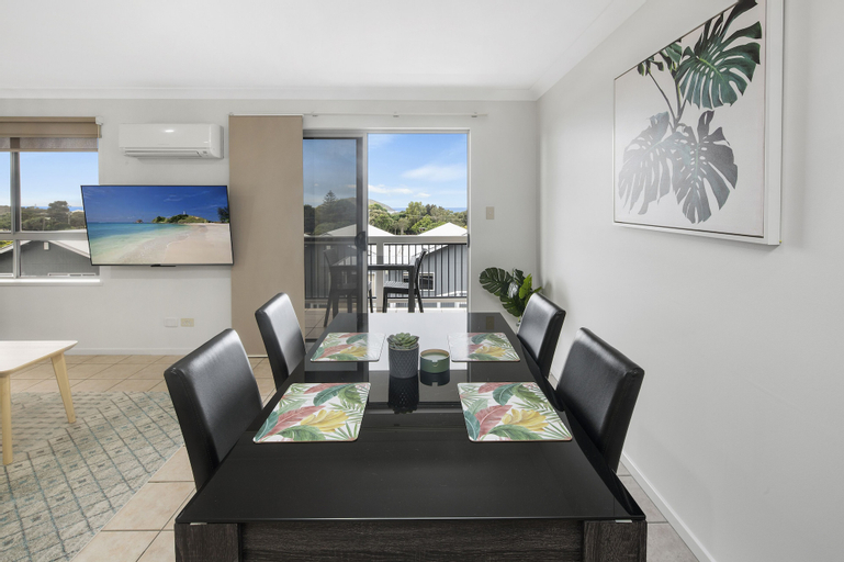 Dining Room 18