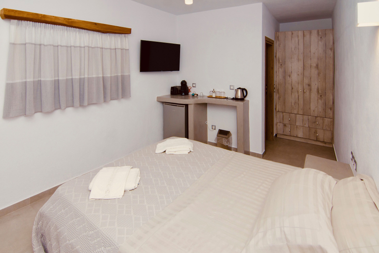 Bedroom 3, Aeris suites, South Aegean