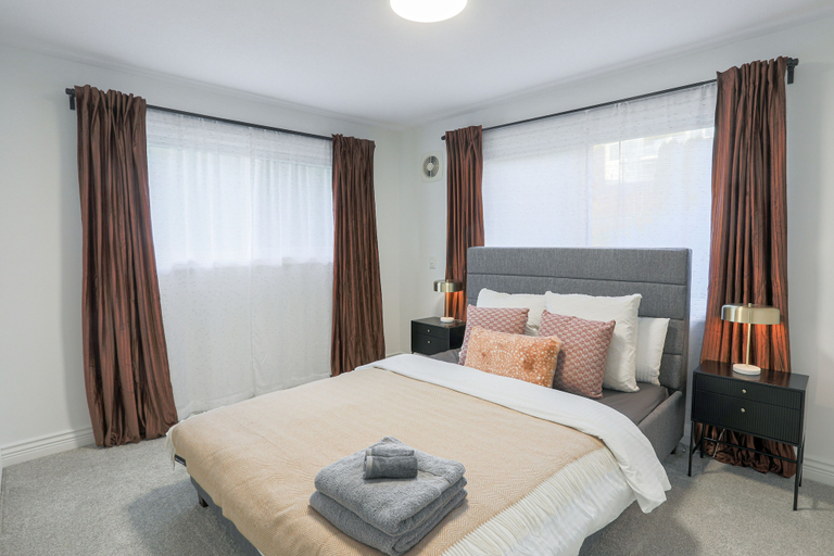 Bedroom 3, Stunning Views of the Okanagan Lake, Central Okanagan